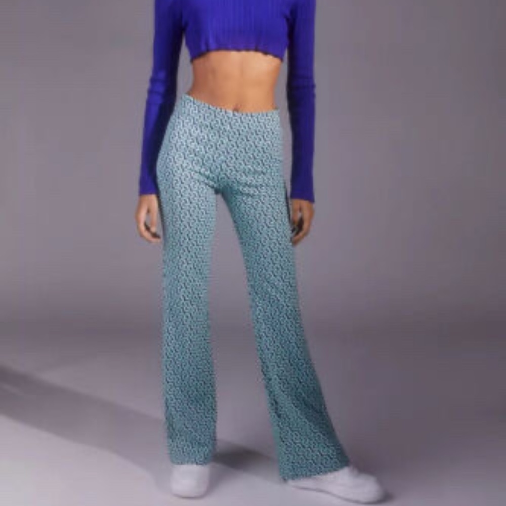 UO URBAN OUTFITTERS Pull-on Flare Pant NWT